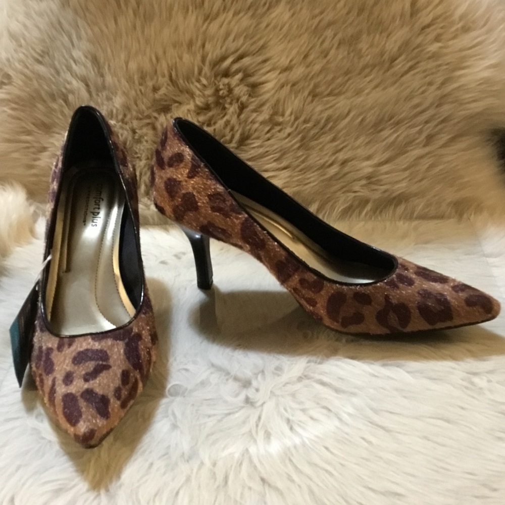 Predictions Brown Leopard Print Heels